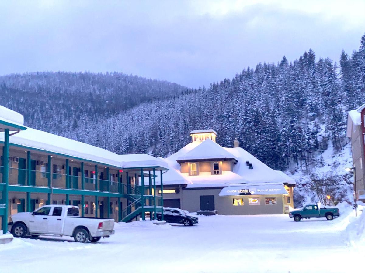 Hotel Super 8 By Wyndham Sicamous Exterior foto