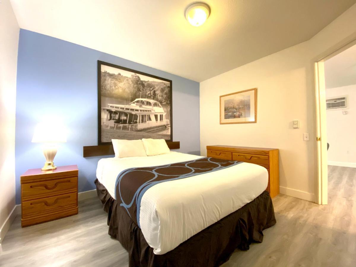 Hotel Super 8 By Wyndham Sicamous Exterior foto